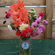 Load image into Gallery viewer, Fresh Flower Arrangement
