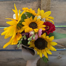 Load image into Gallery viewer, Fresh Flower Bouquet
