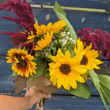 Load image into Gallery viewer, Fresh Flower Bouquet
